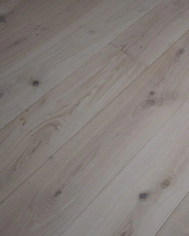 Rustic Unfinished Engineered Oak Flooring | Pukka Flooring