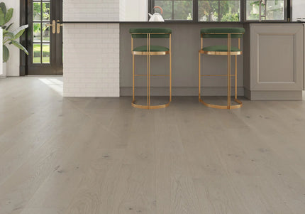 Pukka Flooring Engineered Oak Flooring – 12 x 190mm Click Engineered Oak – Aspen Oak Brushed & Matt Lacquered