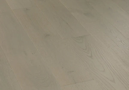 Pukka Flooring Engineered Oak Flooring – 12 x 190mm Click Engineered Oak – Platinum Oak Brushed & Matt Lacquered