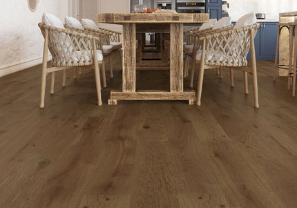Pukka Flooring Engineered Oak Flooring – 12 x 190mm Click Engineered Oak – Harvest Oak Brushed & Matt Lacquered