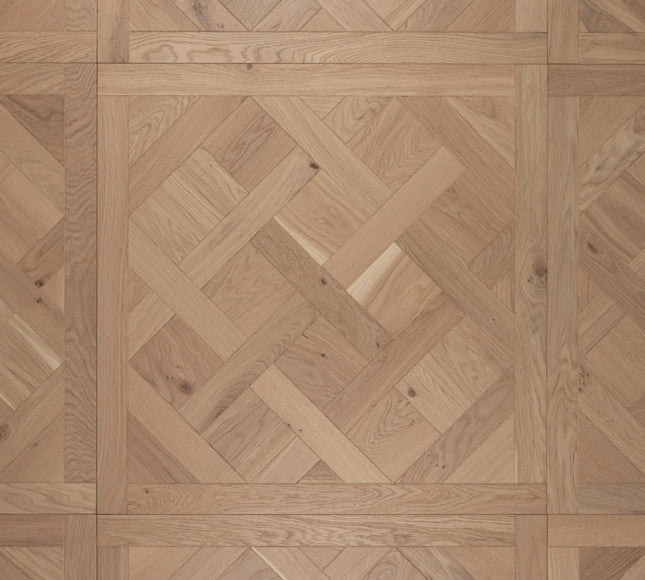 Engineered Wood Versailles Panels – Classic Grade, Brushed Natural Lac 20mm x 800mm x 800mm| Pukka Flooring