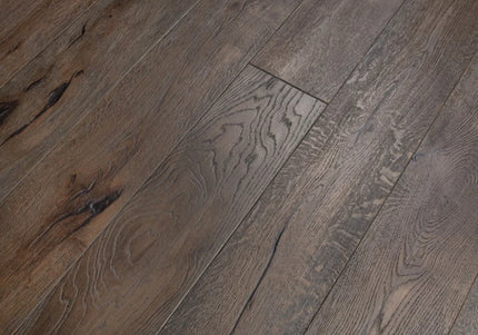 Antique Putnam Distressed Hard Wax Oiled Engineered Oak Flooring