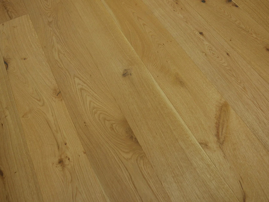 Brushed & Oiled Click Engineered Oak Flooring