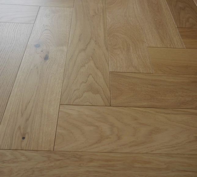 Natural Matt Lacquered Engineered Herringbone Flooring