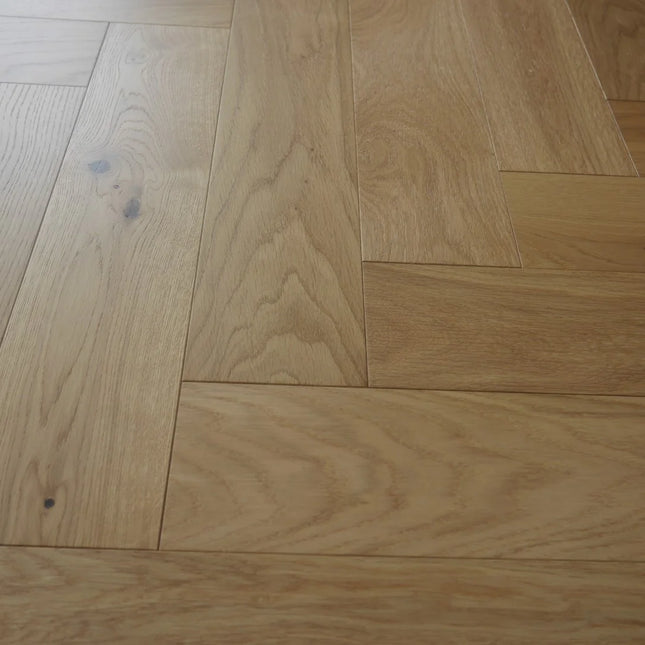 Natural Matt Lacquered Engineered Herringbone Flooring