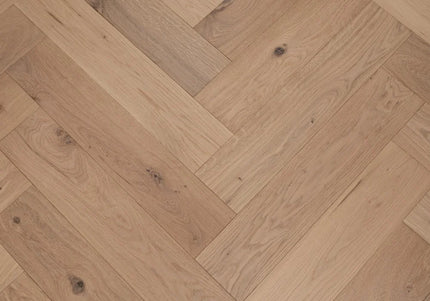 Invisible Finish Lacquered Engineered Herringbone Flooring