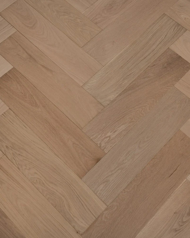 Prime AB Invisible Finish Lacquered Click Engineered Herringbone Flooring
