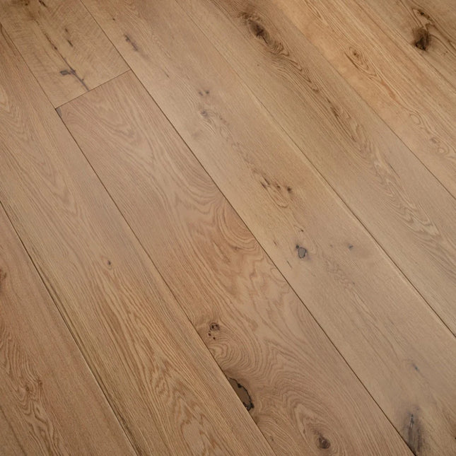 UV Lacquered Engineered Oak Flooring