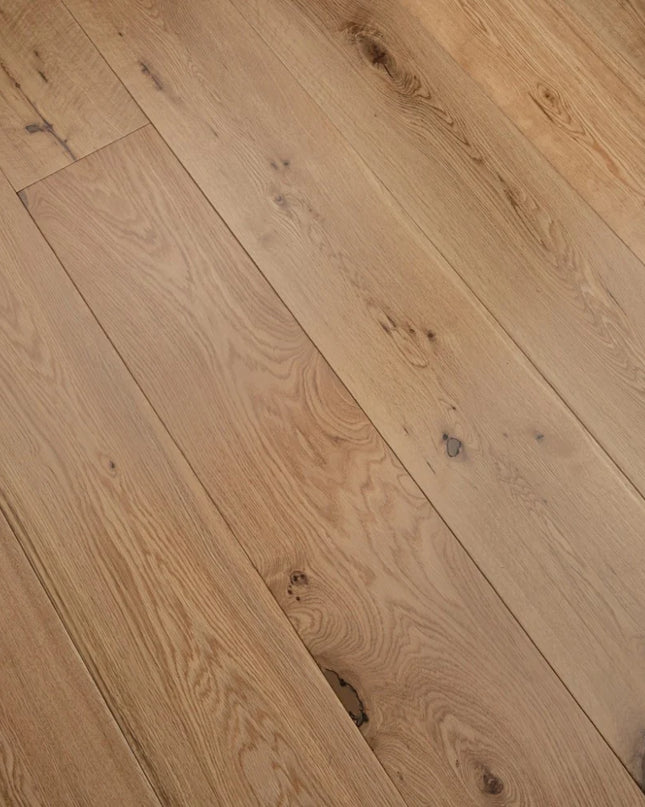 UV Lacquered Engineered Oak Flooring
