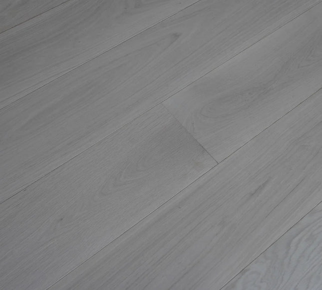 Select Grade Unfinished Engineered Oak Flooring