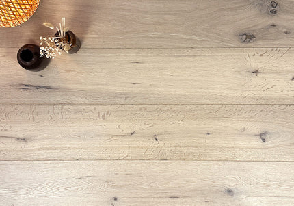 Invisible Lacquered Classic Grade Engineered Oak Flooring
