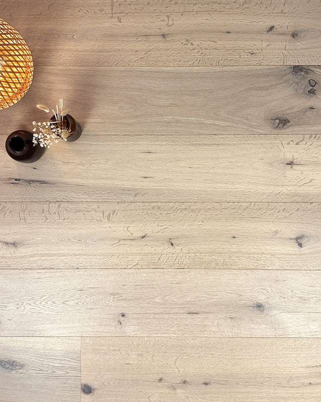 Invisible Lacquered Classic Grade Engineered Oak Flooring