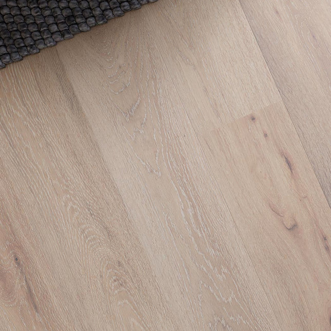 Cotton White Washed Matt Lacquered Engineered Oak Plank Flooring