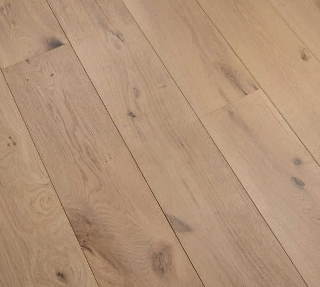 Invisible Finish Lacquered Classic Engineered Oak Flooring