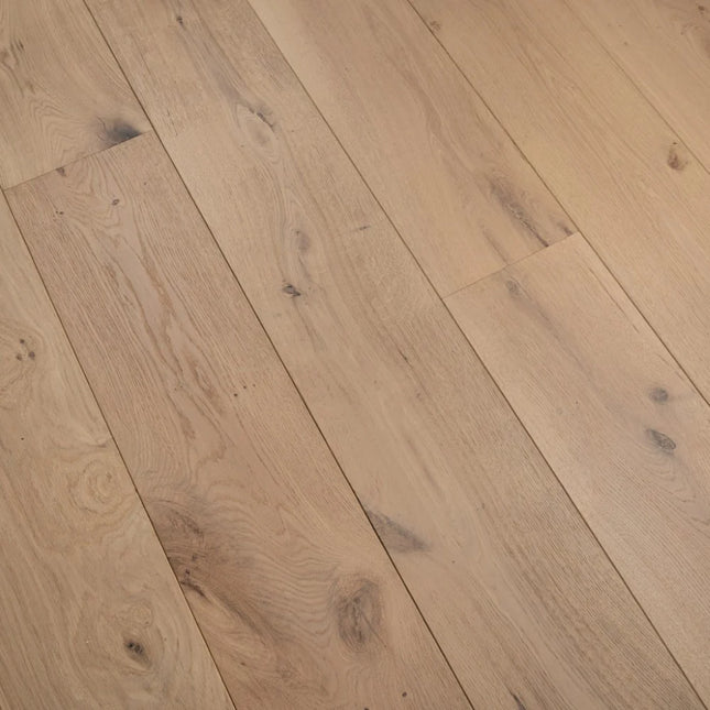 Invisible Finish Lacquered Classic Engineered Oak Flooring