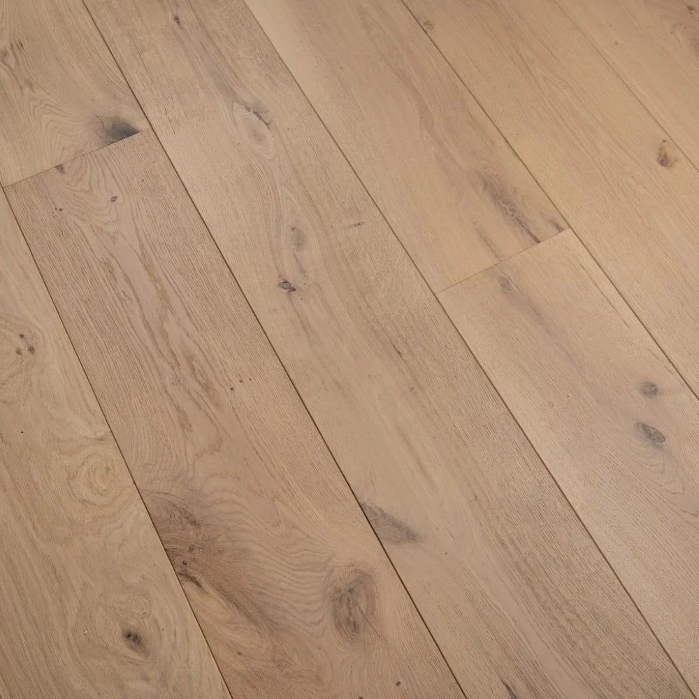 Invisible Finish Lacquered Classic Engineered Oak Flooring