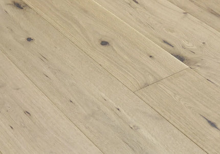 Invisible Finish Lacquered Wide Plank Prime AB Engineered Oak Flooring