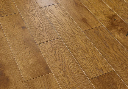 Cinnamon Golden Matt Lacquered Engineered Oak Flooring
