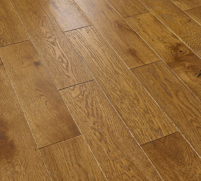 Cinnamon Golden Matt Lacquered Engineered Oak Flooring