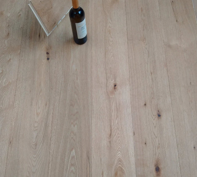 Brushed Matt Lacquered Click Engineered Oak Flooring