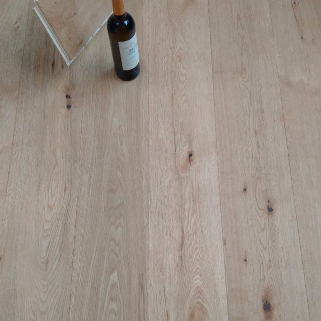 Brushed Matt Lacquered Click Engineered Oak Flooring