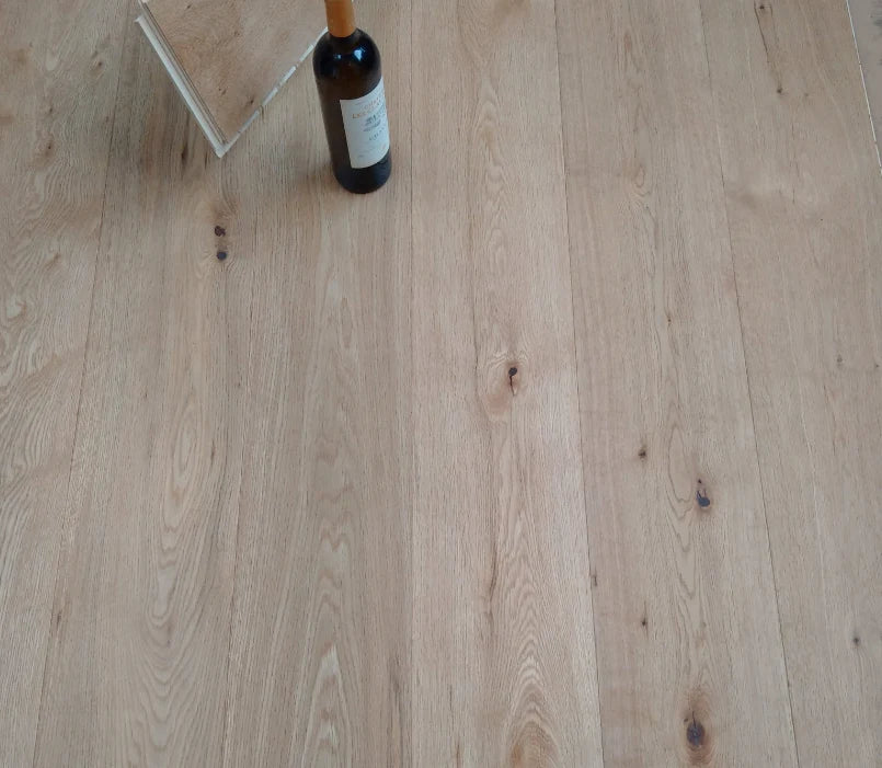 Brushed Matt Lacquered Click Engineered Oak Flooring