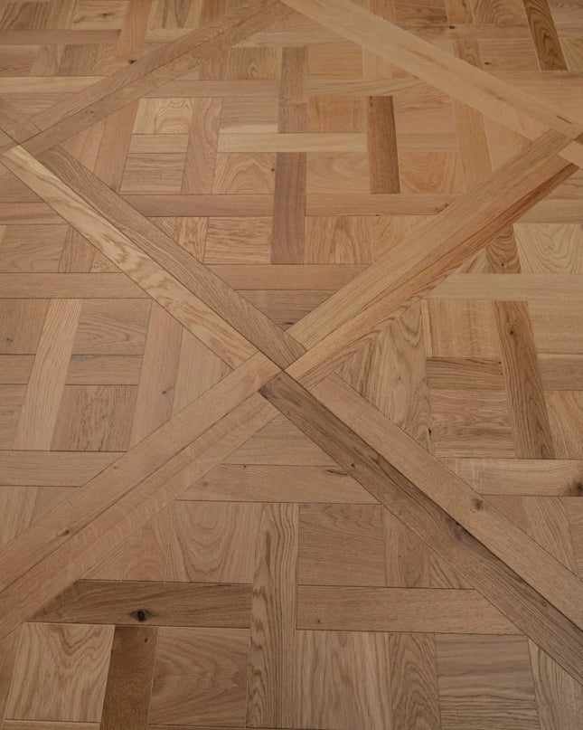 Brushed Natural Lacquered Versailles Engineered Oak Flooring