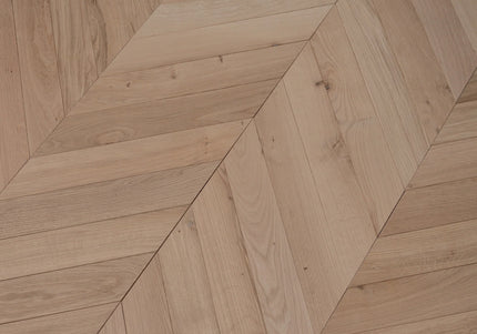 Classic Unfinished Engineered Chevron Oak Flooring