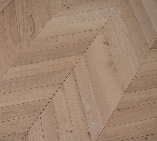 Classic Unfinished Engineered Chevron Oak Flooring