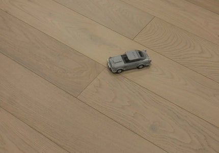 Brushed White UV Oiled Classic Grade Engineered Oak Flooring