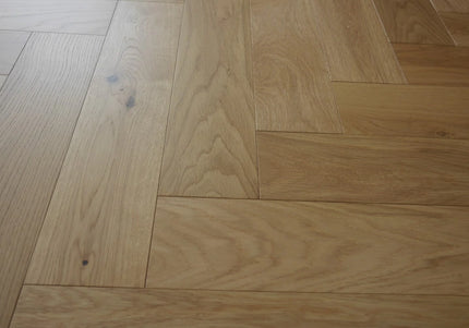 14/3x125x600mm, Tongue & Groove, DIY box Natural B& Matt Lac AB Grade