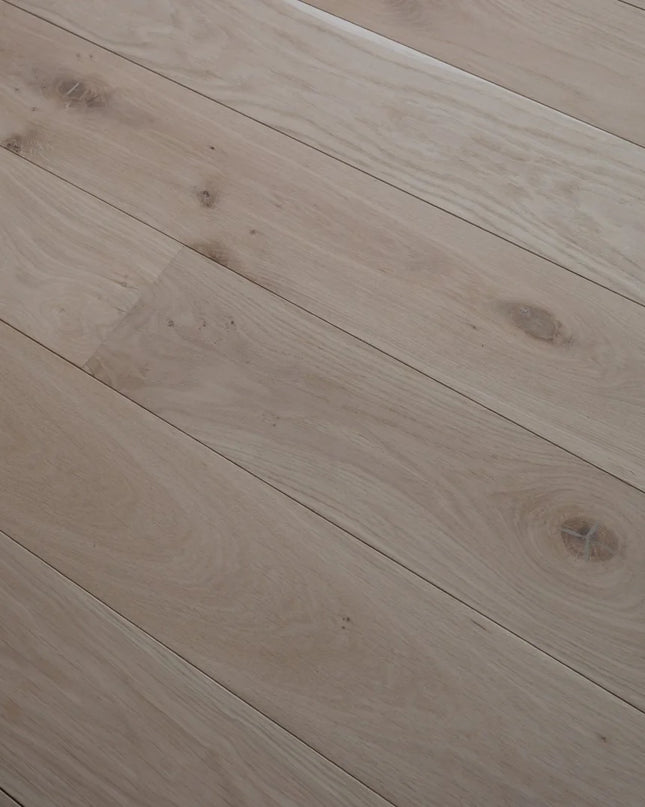 Classic Unfinished Multi-Ply Engineered Oak Flooring