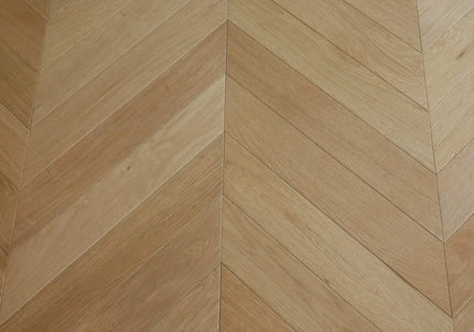 Prime AB Natural Matt Lacquered Engineered Chevron Oak Flooring