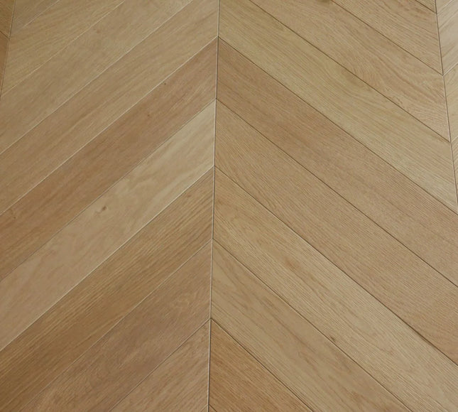 Prime AB Natural Matt Lacquered Engineered Chevron Oak Flooring