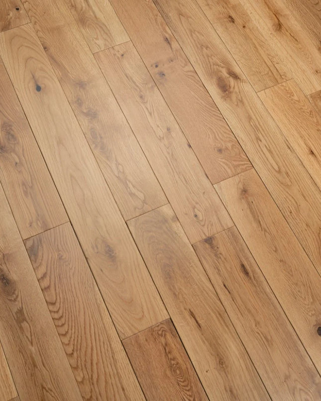 Heritage Oak UV Lacquered Solid Wood Flooring