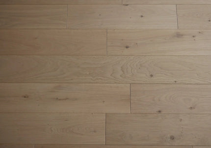 Invisible Essence Classic Grade Brushed Matt Lacquered Engineered Oak Flooring
