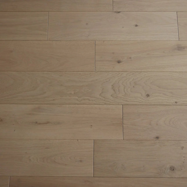 Invisible Essence Classic Grade Brushed Matt Lacquered Engineered Oak Flooring