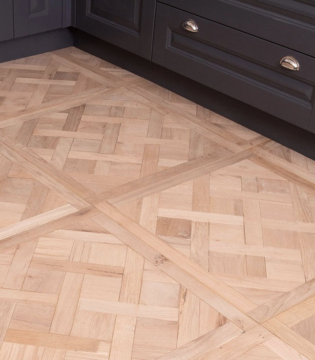 Premium Brushed Unfinished Engineered Versailles Oak Flooring