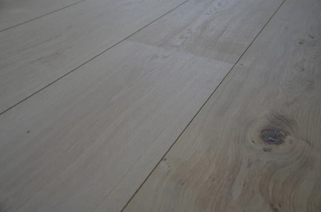 Classic Unfinished Statement Plank Engineered Oak Flooring