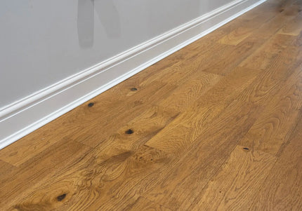 Golden Wheat Classic Grade Brushed Matt Lacquered Engineered Oak Flooring