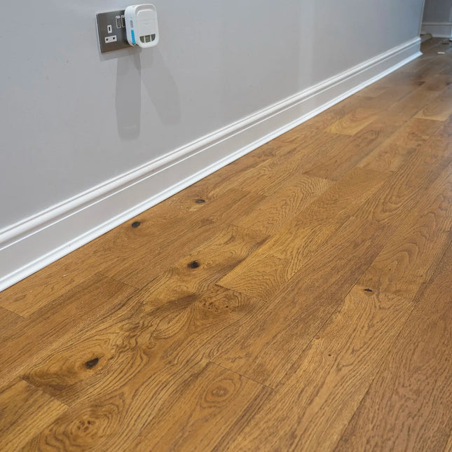 Golden Wheat Classic Grade Brushed Matt Lacquered Engineered Oak Flooring