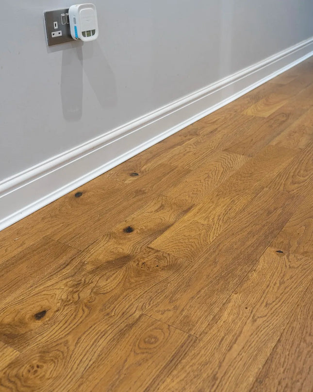 Golden Wheat Classic Grade Brushed Matt Lacquered Engineered Oak Flooring