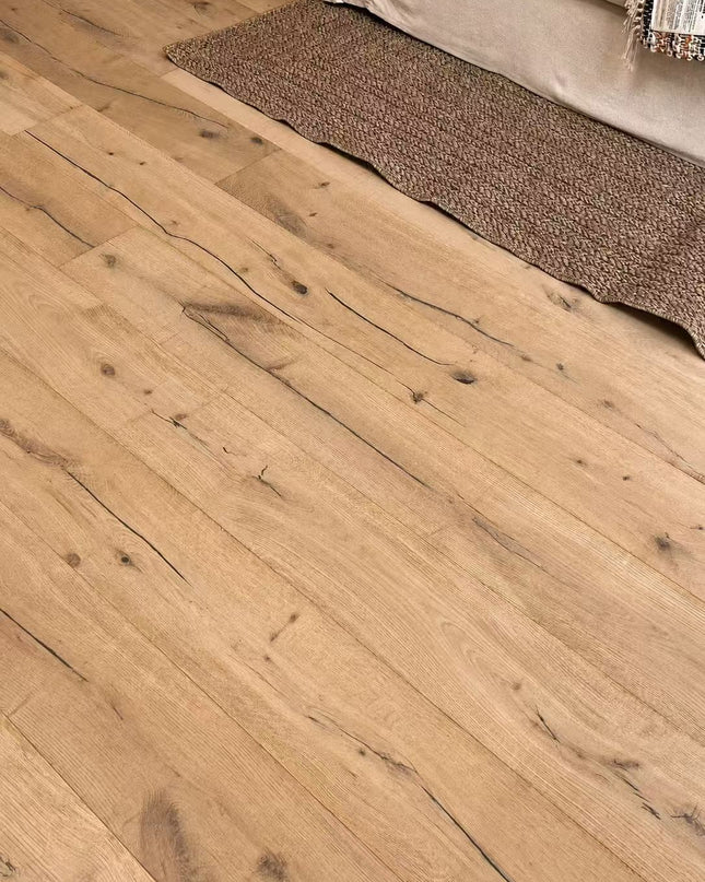 Handscraped Invisible Oiled Classic Grade Engineered Oak Flooring