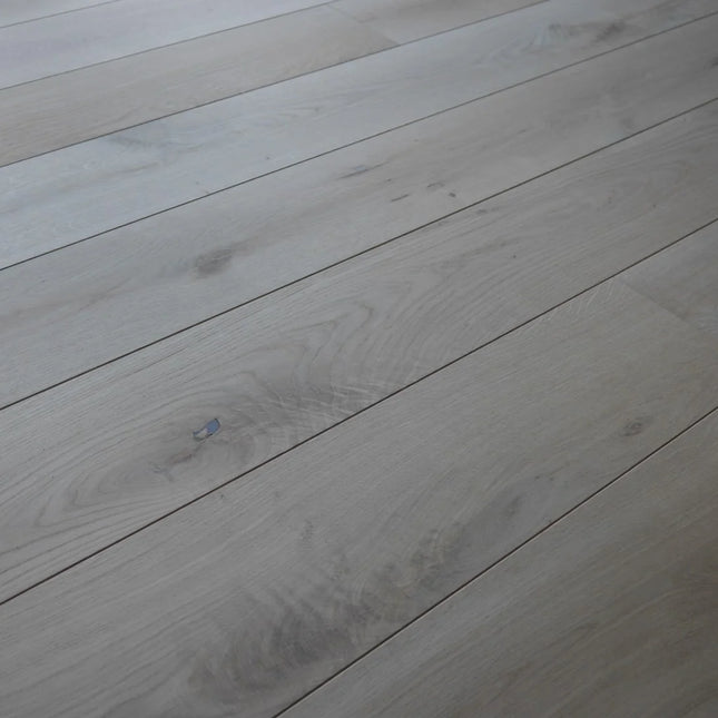 Classic Unfinished Heavy Wear Engineered Oak Flooring