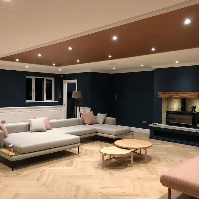 Invisible Finish Lacquered Click Engineered Herringbone Flooring