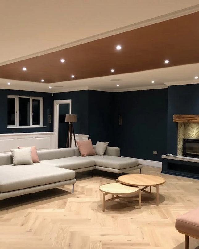 Invisible Finish Lacquered Click Engineered Herringbone Flooring