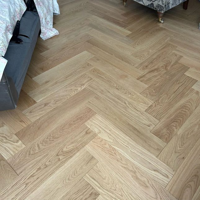 Prime AB Natural Matt Lacquered Engineered Herringbone Flooring
