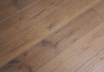 Handscraped Antique Light Brown Classic Grade Engineered Oak Flooring