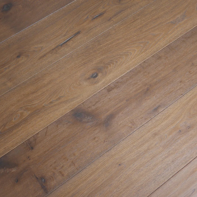 Handscraped Antique Light Brown Classic Grade Engineered Oak Flooring