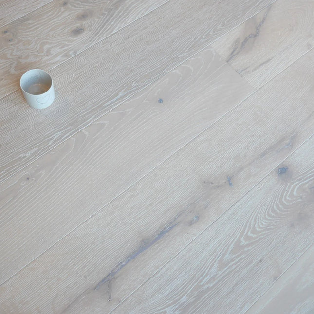 Cotton White Wash Matt Lacquered Engineered Oak Flooring